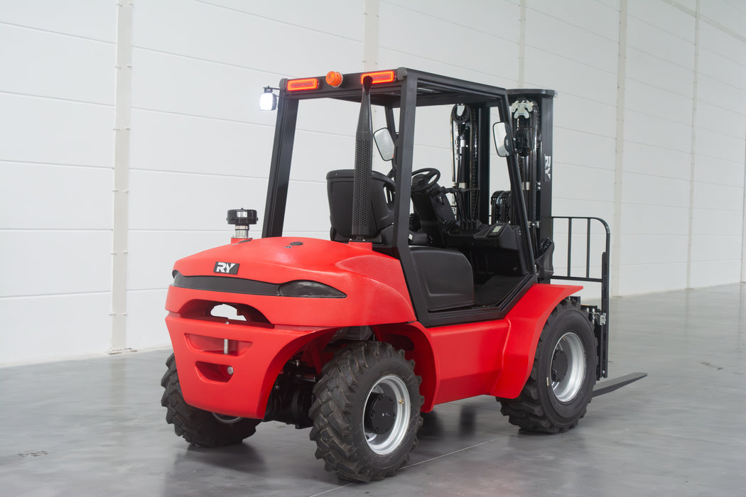 Royal Rough Terrain 4WD Forklift